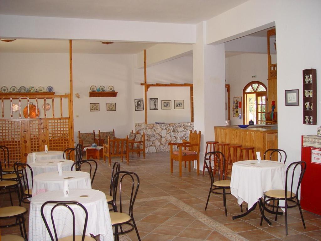 Hotel Angela Skyros Exterior foto